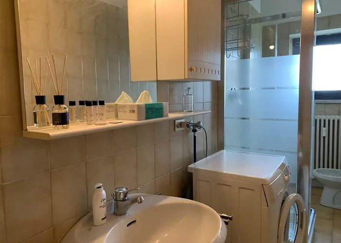 Apartment Kibilu - Fiera Milano, Vicinanze Rho, Linea Rossa Qt8 *